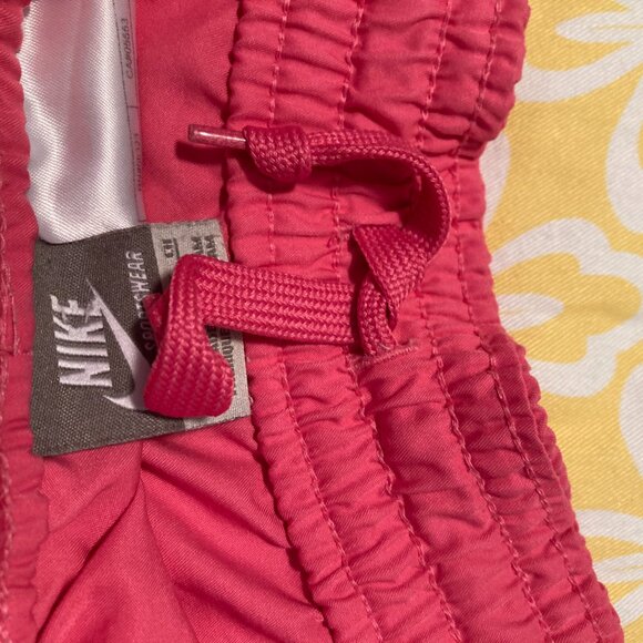 Nike dryfit pink running shorts - size S - Picture 6 of 6